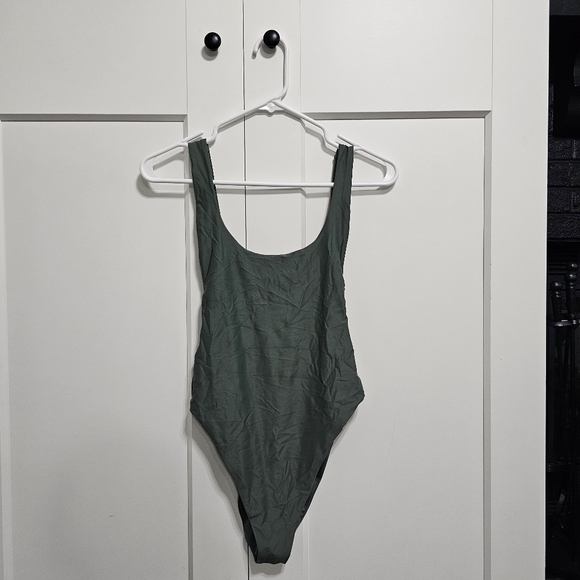 4 Aerie One Piece Swim 1 Xhilaration One Piece - Picture 4 of 14